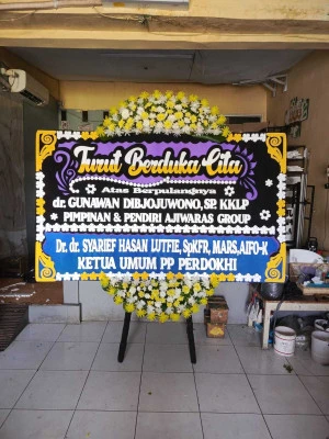 Papan Bunga di Mangunharjo Mayangan